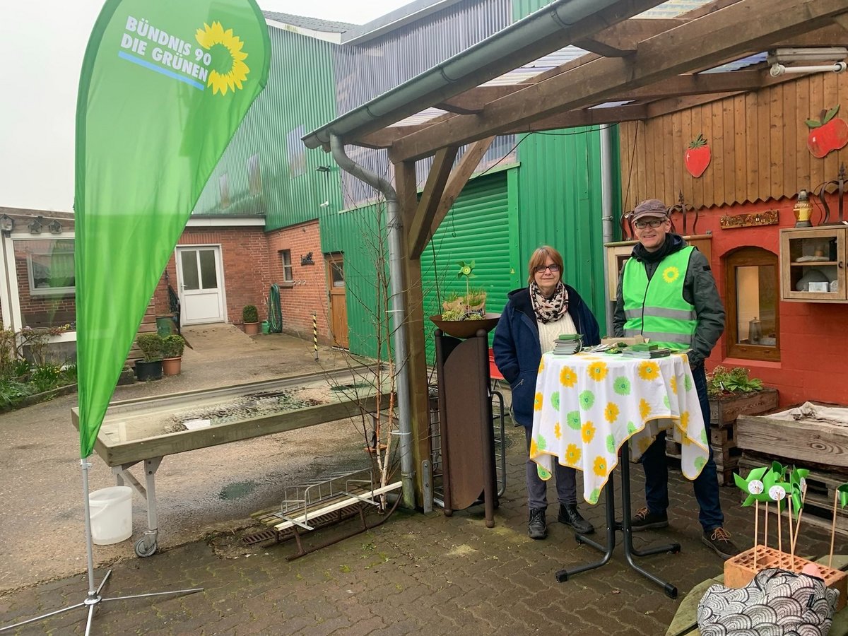 15.4.23 Infostand in Linden